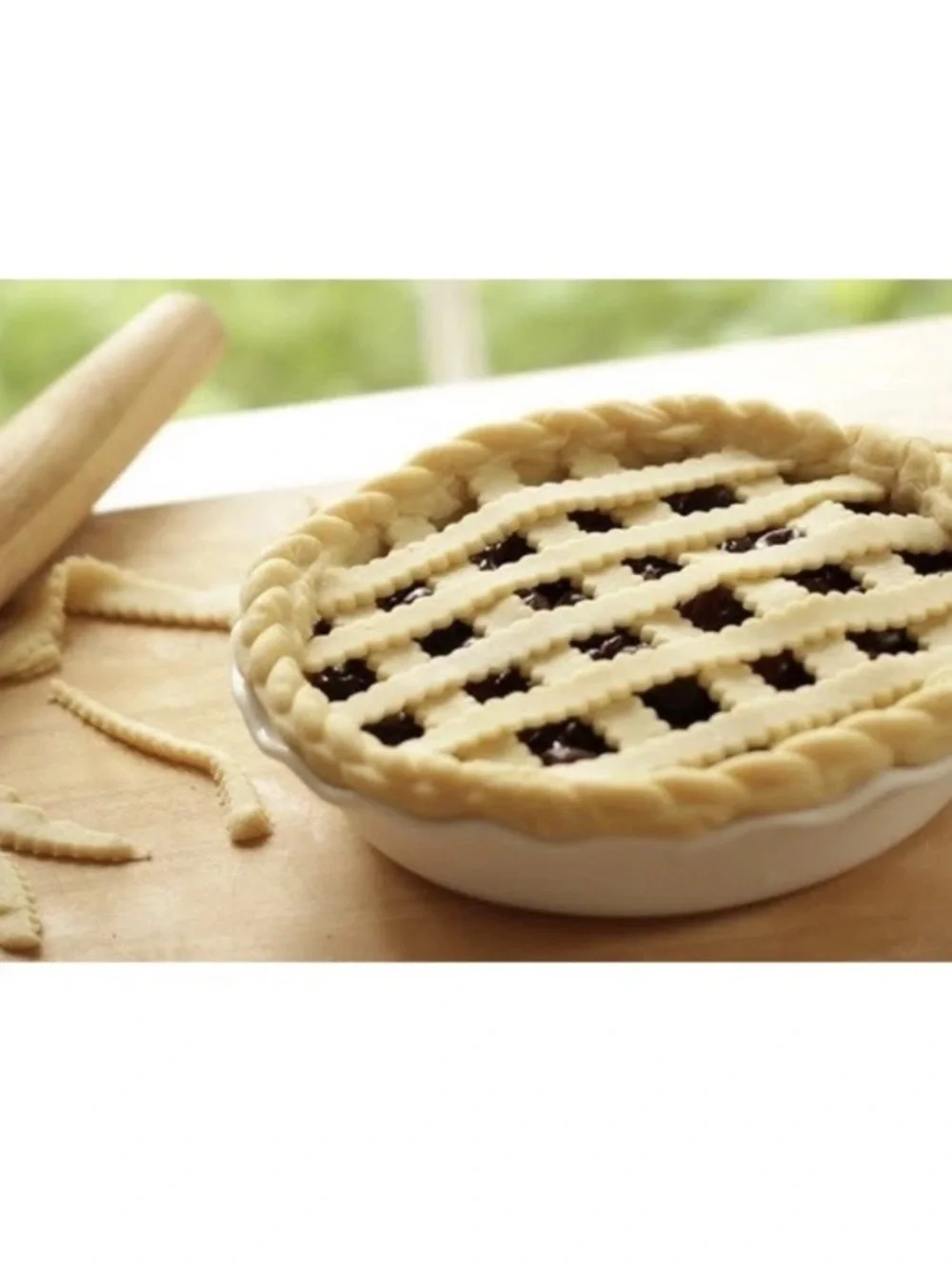 Cooking Classics | 10.5-inch White Stoneware Pie Dish
